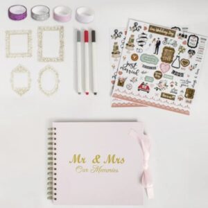 Album scrapbook nunta „Mr & Mrs”, cu accesorii creative – Cadou perfect pentru miri